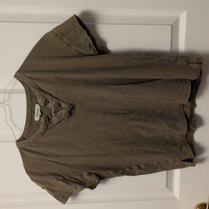 Madewell T-shirt (slightly cropped)